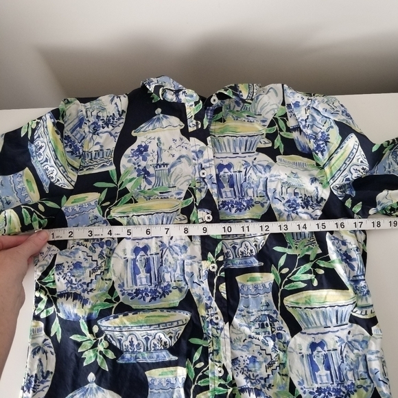 Talbots Classic Cotton Shirt, Watercolor Vases Print Size S/P - Picture 4 of 8